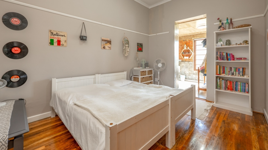 5 Bedroom Property for Sale in Bredasdorp Western Cape